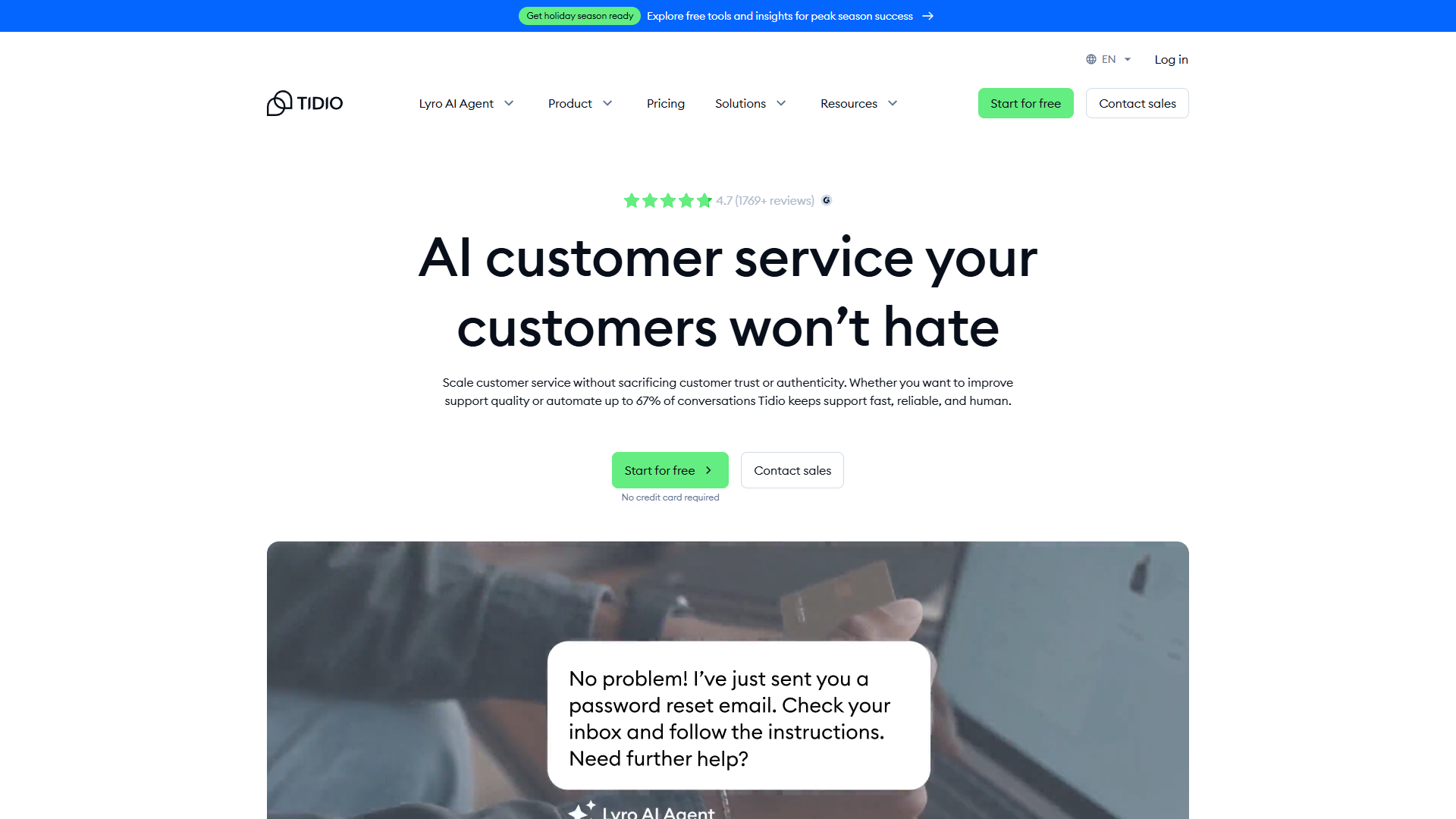 Tidio chatbot interface showing Lyro AI handling customer conversation with product recommendations