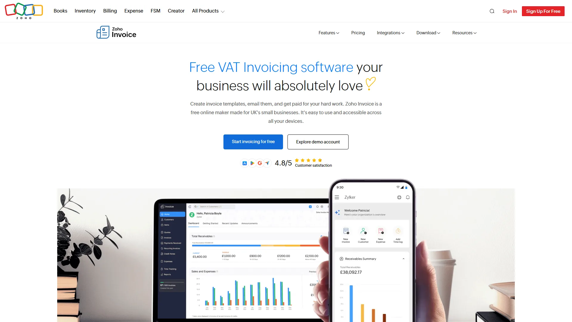 Zoho Invoice homepage showing free invoicing features and AI automation